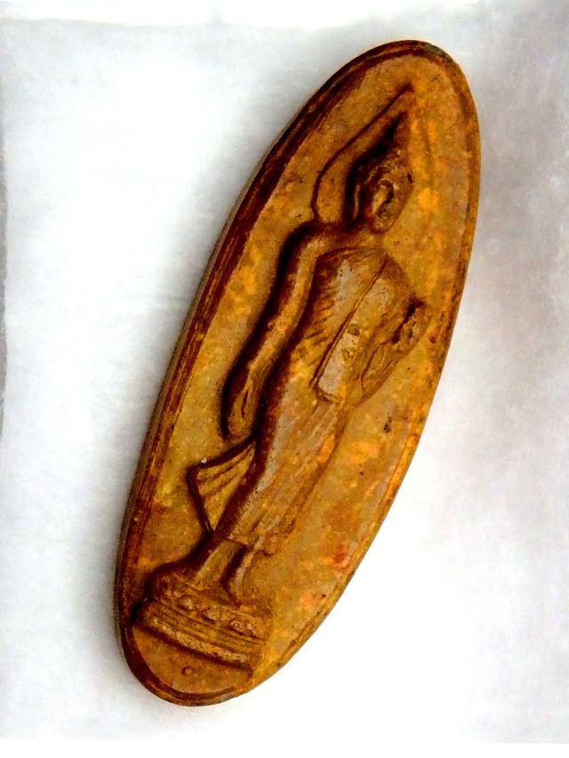 พระเครื่อง พระ 25 พุทธศตวรรษ พิมพ์จีวรริ้ว รูปที่ 4