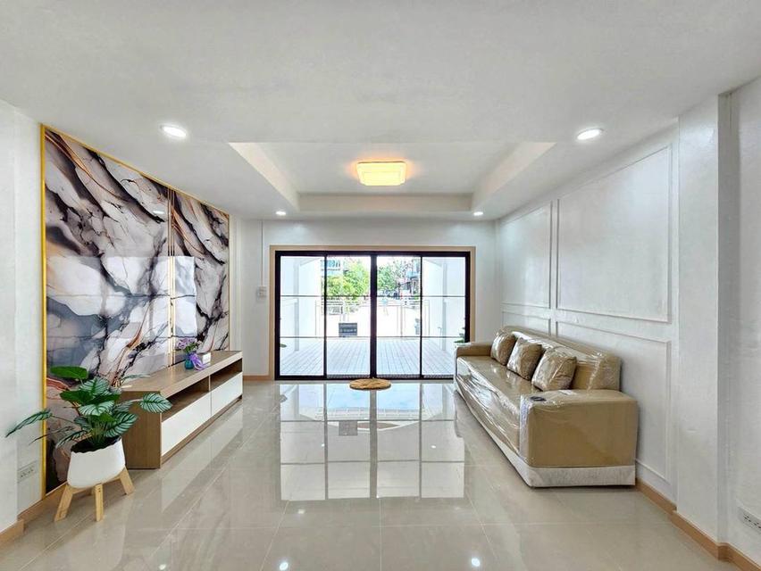 หมู่บ้านปิยวรารมย์ เฟส 1 9