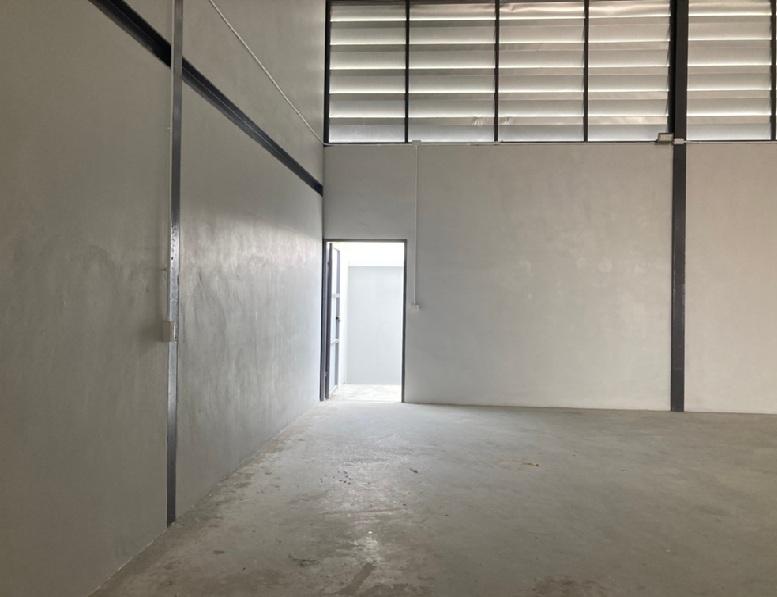 ให้เช่าโกดัง พร้อมสำนักงาน 2 ชั้น สภาพใหม่ ซอยเทศบาลบางปู 97 ถนนบางพลี ตำหรุ 5