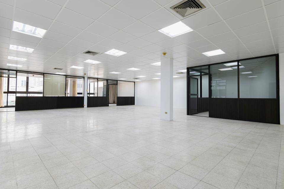 ให้เช่าพื้นที่ออฟฟิศ บนถนนบำรุงเมือง/ สำนักงาน (พื้นที่อยู่ชั้น 7-8 ) ค่าเช่า 40,000 บาท/ชั้น 5