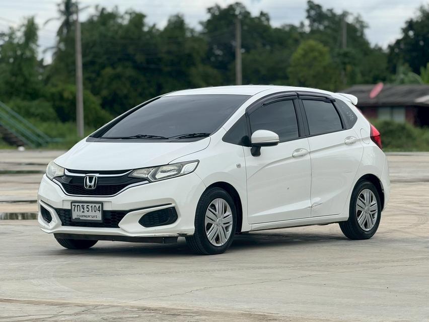 HONDA  JAZZ GK 1.5 S (MNC) Y2018 สีขาว ออโต้ 