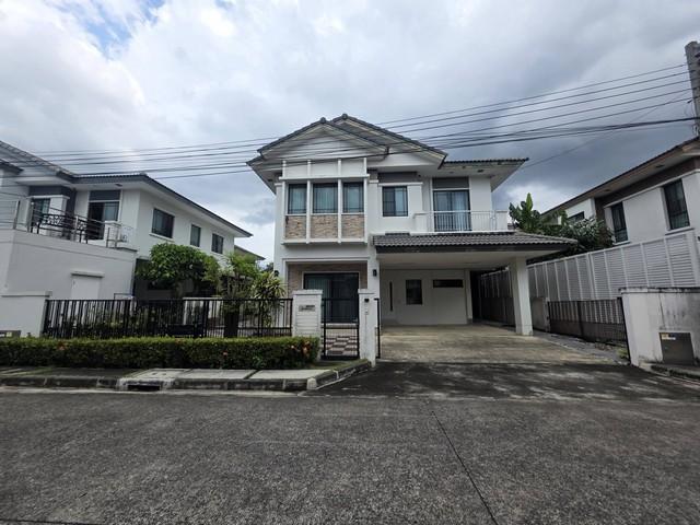 ให้เช่าบ้านเดี่ยว 2 ชั้น 62 ตรว. 3 ห้องนอน หมู่บ้านมัณฑนา เลค วัชรพล ถนนสุขาภิบาล 5 ใกล้สารสาสน์วิเทศสายไหม บ้านสวย เฟอร 1