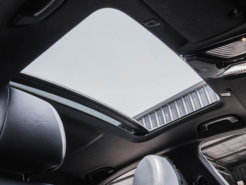 รหัสรถ 67GG1735 🚘 BMW 530e M Sport (G30) ปี 2018 14