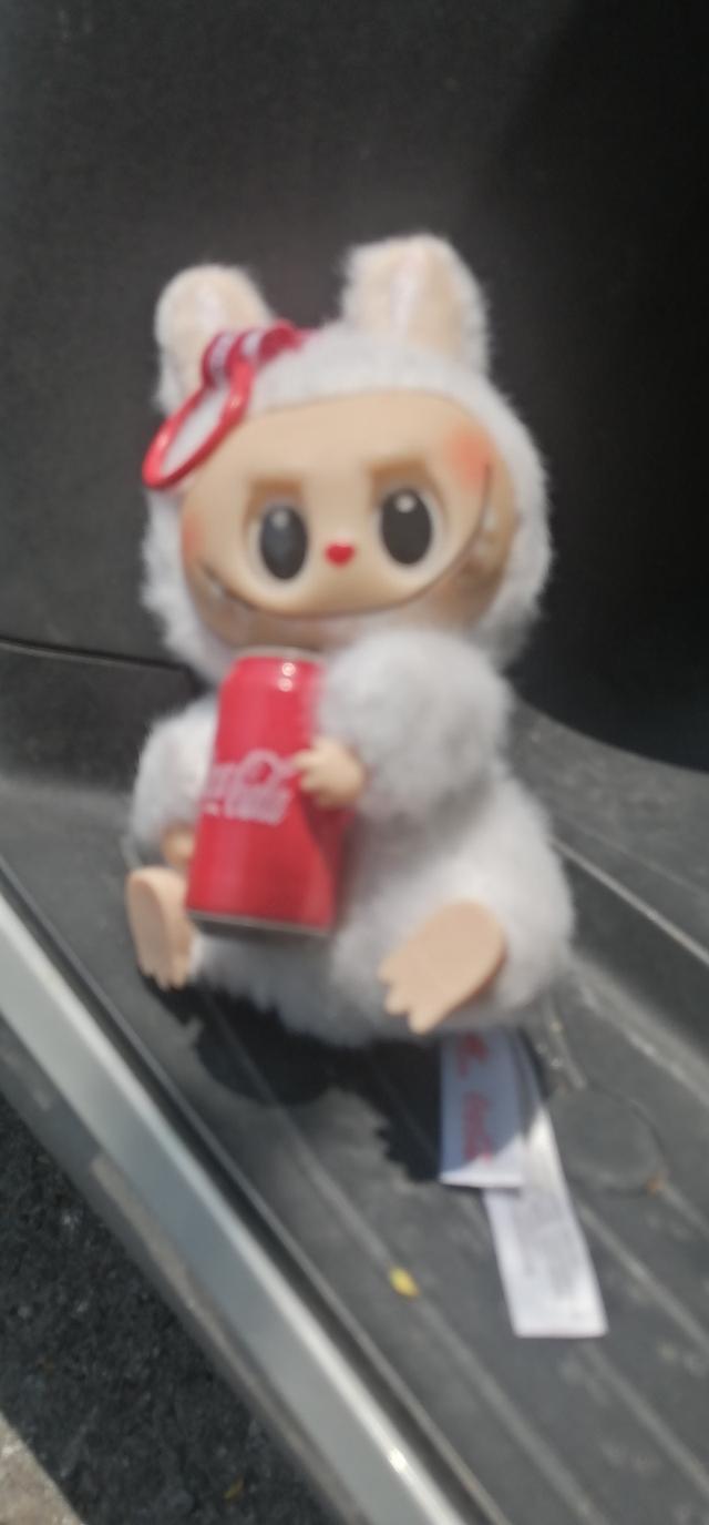 ตุ้กตาmonster(coke​ cola), สูง6นิ้ว, สนใจพร้อมส่งไปสะนี062-431-1109).