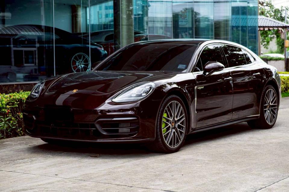 2023 Porsche Panamera 4 E-Hybrid Executive ไมล์ 6,000 ใหม่กริ๊บ แต่คุ้มกว่าป้ายแดงตั้ง 3.ล้านบาท