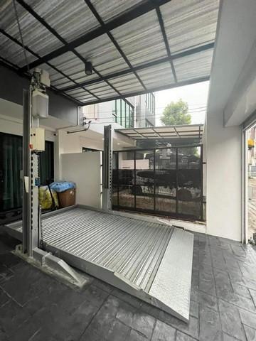 PB5342 ขายทาวน์โฮม 3 ชั้น โครงการ นีโอ สเปซ ซอยสุคนธสวัสดิ์ 3 ลาดพร้าว71 ขายพร้อมเฟอร์นิเจอร์บางส่วน 2
