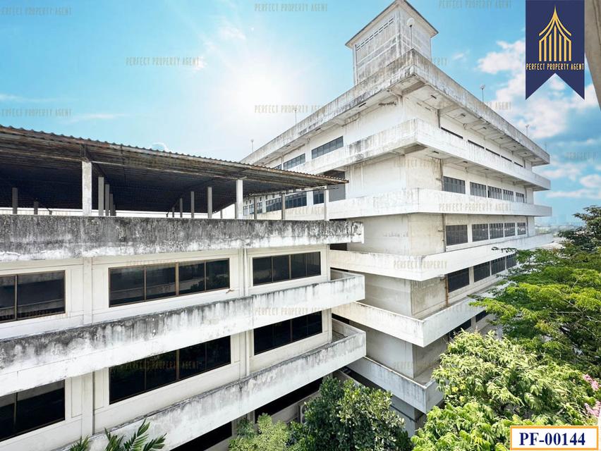 ขาย อาคารโกดัง โรงงาน พร้อมออฟฟิศ มีใบ รง.4 บางขุนเทียน 18