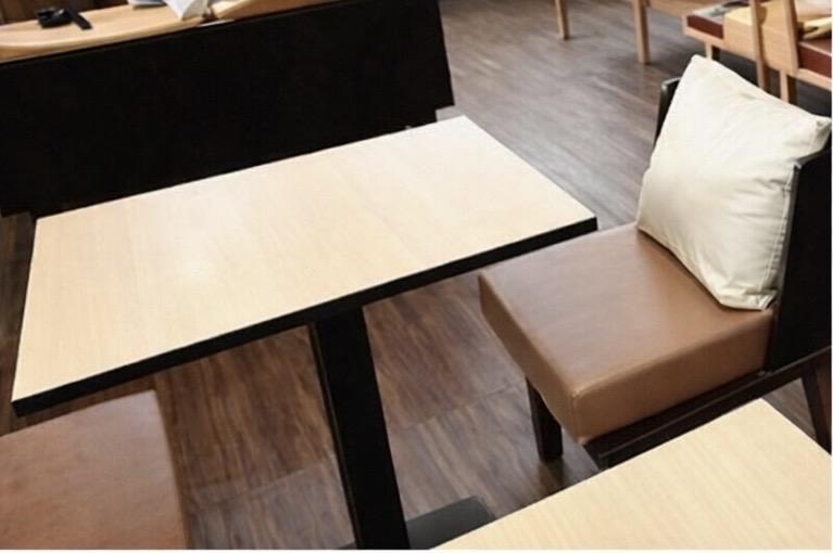 โต๊ะและเก้าอี้มือสอง รูปที่ 2