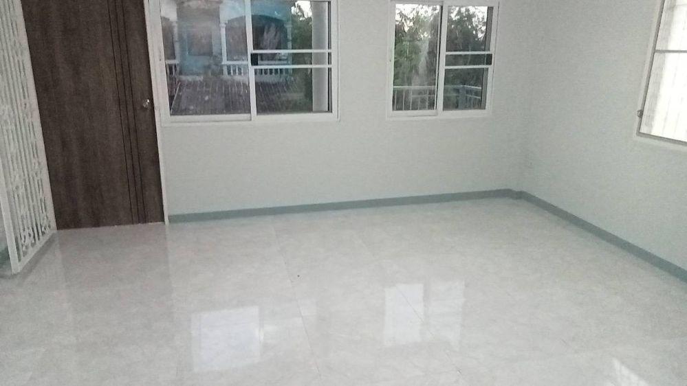 ขายทาวน์เฮาส์ 2 ชั้น หมู่บ้านเจริญลาภ 3 ปทุมคลอง 4 คลองหลวง บิ้วอินใหม่ ใกล้ม.ธรรมศาสตร์ ถูกสุดในย่านนี้ 4