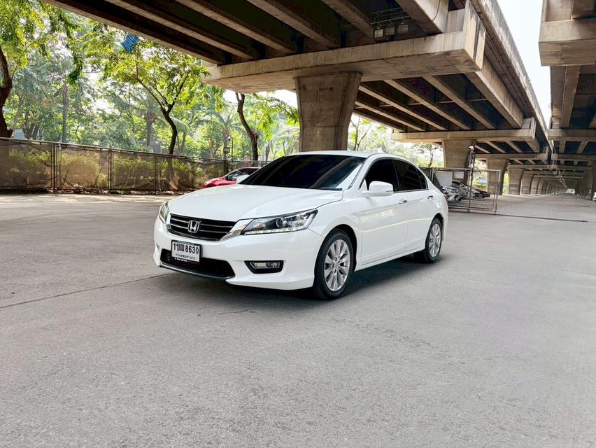 Honda Accord 2.0E AT ปี 2013  เพียง279,000บาท เบาะไฟฟ้าคู่หน้า ไมล์128xxx สวยพร้อมใช้ ยางปี2025 เครื่องยนต์เกียร์ช่วงล่างดี แอร์เย็นฉ่ำ *ดูรถกทม ซอยปร