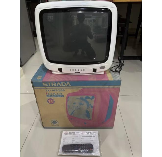 strada CRT TV 14 inches white color 