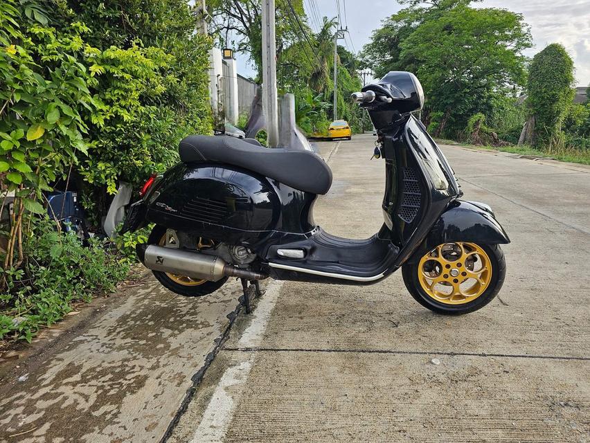 Vespa GTS 300 ปี 2017 3