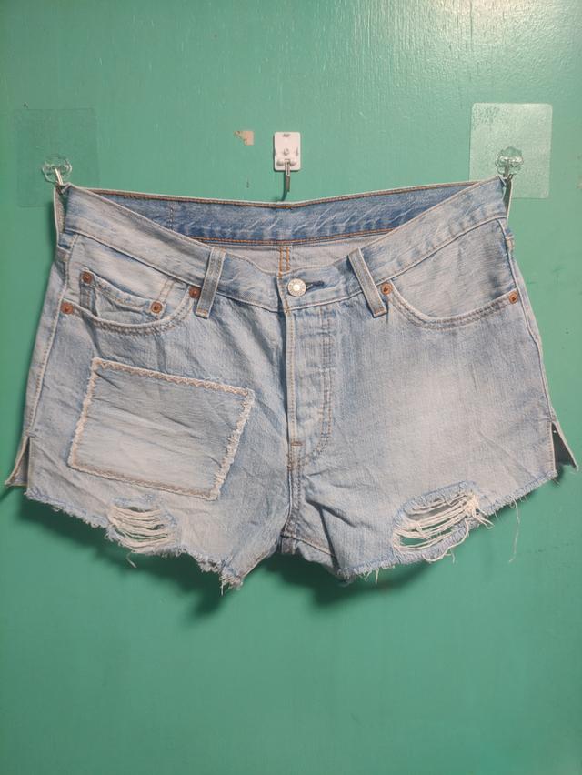Levi’s 501  🔥Levi’s 501 เอว 30 🔥 ยีนส์ Levi’s 501 เซอร์ๆ กำลังฮิต