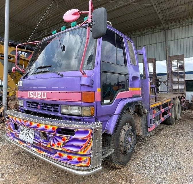 ขาย  รถบรรทุกโลว์เบด ISUZU ROCKY 