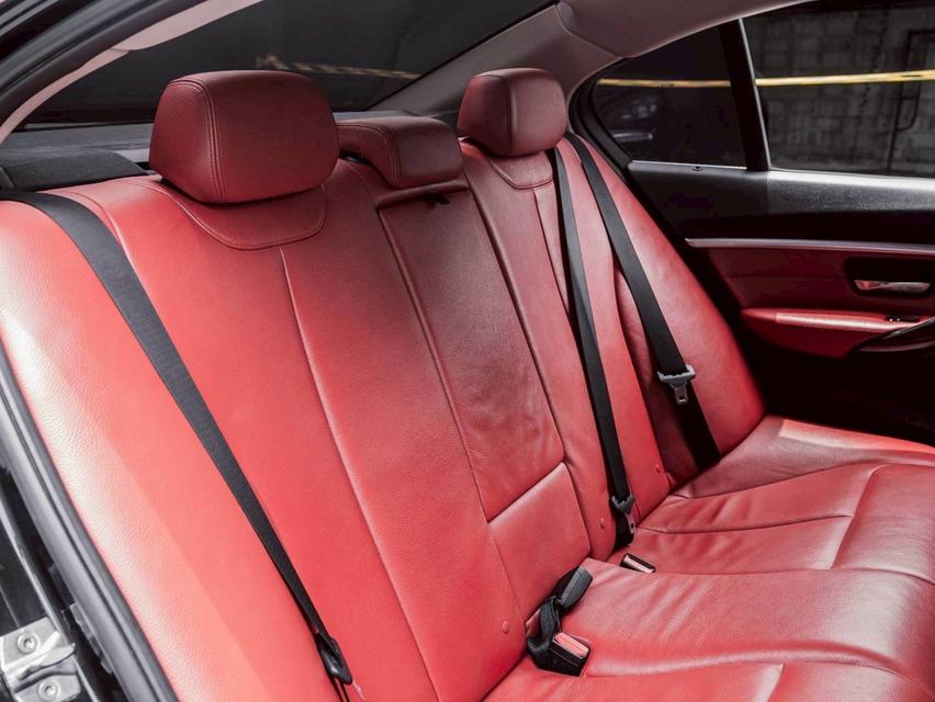 รหัสรถ 67GG1667 BMW 320d F30 LCI ปี 2018 แต่ง M3