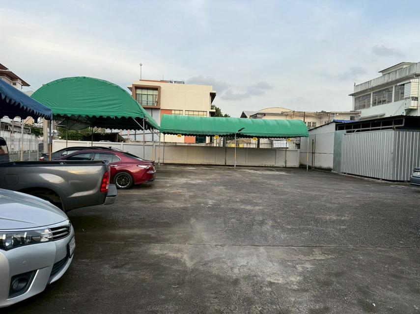 Big Sale!! อพาร์ทเม้นท์ 3 ชั้น 24 ห้อง พร้อมที่ดิน 370 ตร.วา ซอยนวมินทร์ 74 แยก 1 หลังห้างแม็คแวลู่ 6