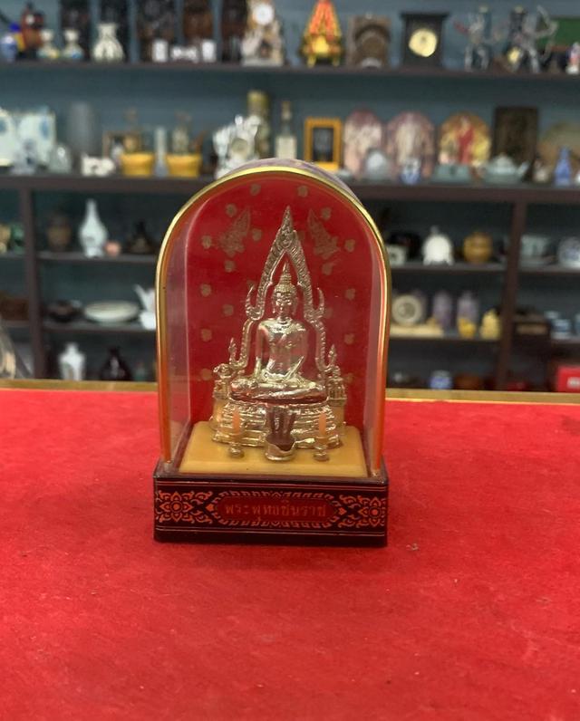 พระพุทธชินราช พร้อมครอบแก้ว
