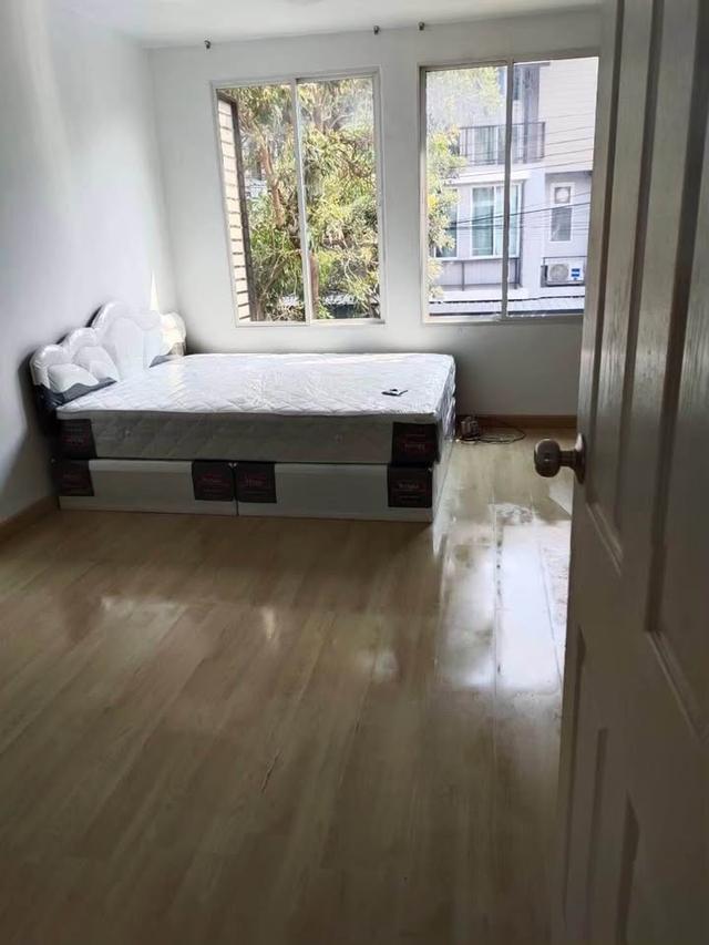 ให้เช่าบ้านลาดพร้าว ถนนลาดปลาเค้า บ้านตกแต่งครบ 3นอน 4น้ำ 2ที่จอดรถ หิ้วกระเป๋าพร้อมเข้าอยู่ 14