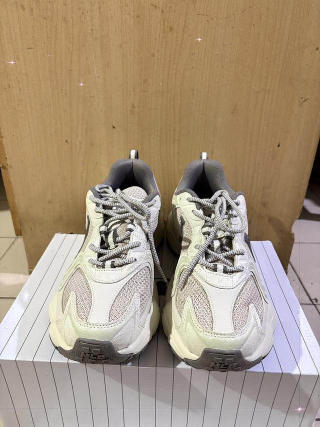 MLB cargo chunky suede 5