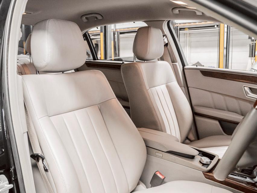 รหัสรถ 67GG5082 Benz E250 CDI W212 Elegance ปี 2012 17