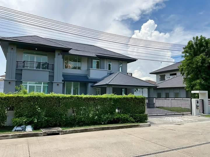 -ขายบ้านเดี่ยว 2 ชั้น พร้อมสระว่ายน้ำ🏊🏻‍♂️ หน้าบ้านทิศเหนือ พระราม2  4 ห้องนอน 5 ห้องน้ำ  ขนาดพื้นที่ : 230.7 ตารางวา 12