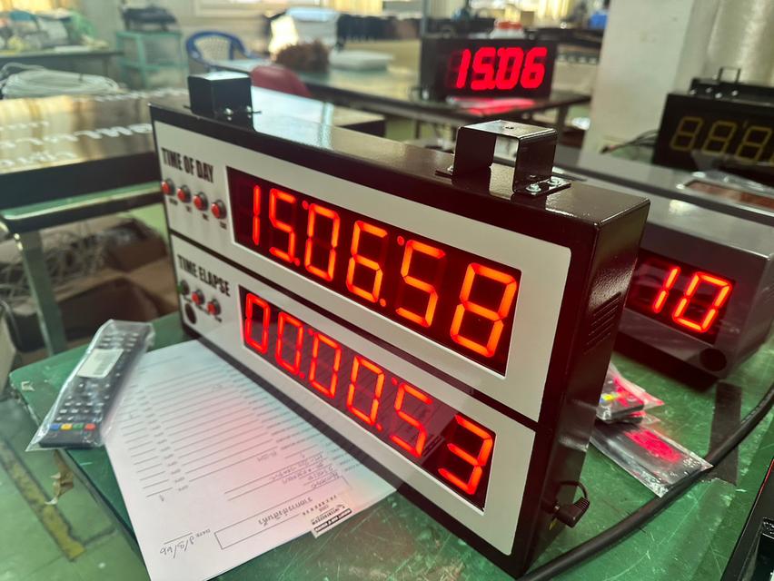 นาฬิกาห้องผ่าตัด นาฬิกาโรงพยาบาล DIGITAL CLOCK MODEL : HT-21A