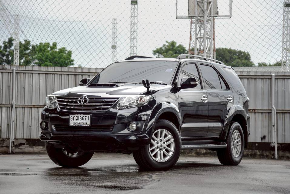 รหัสรถ CBL8671 TOYOTA FORTUNER 2.5 V AT 2014