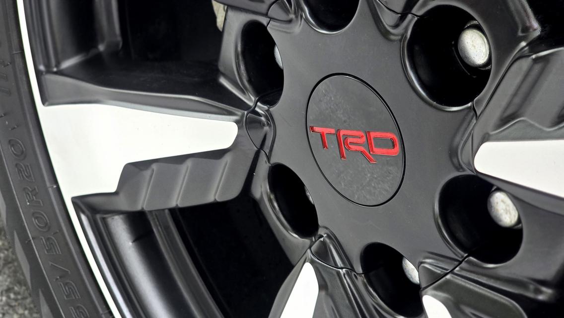 (แจ้งรหัสรถ WB36) Toyota Fortuner TRD 2.8 2wd ปี 2019 รูปย่อยที่ 2