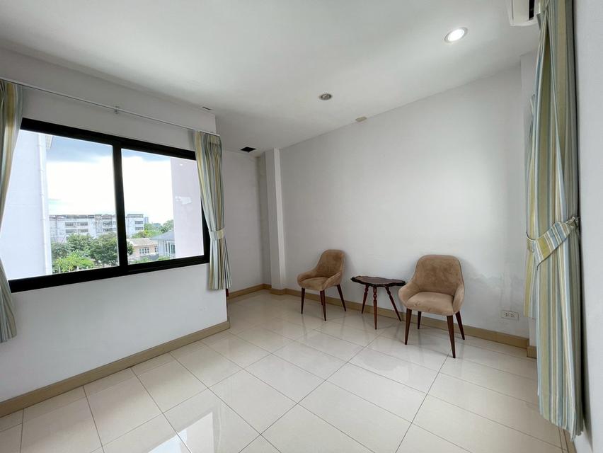 ขาย ทาวน์ โฮม 3ชั้น ลาดพร้าว 18 แยก 4 พื้นที่ 33ตารางวา  4