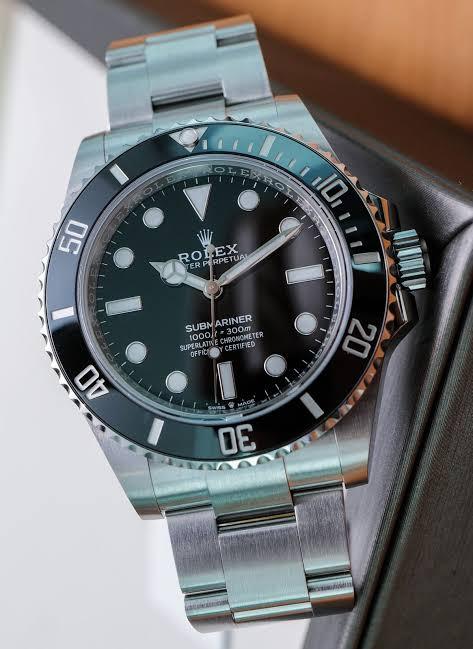 ROLEX SUBMARINER DATE 2020 3