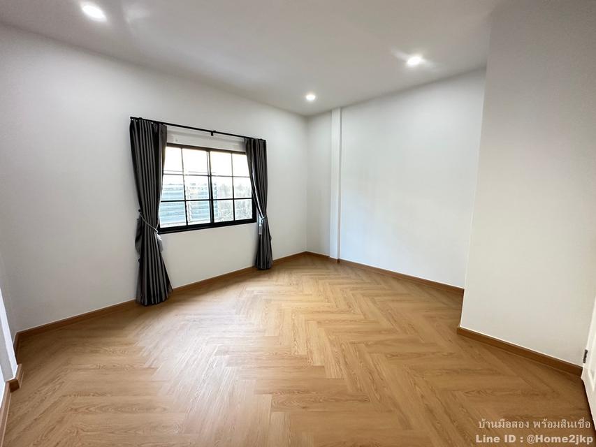 เรือนทองนิเวศน์ เสรีไทย 44 14