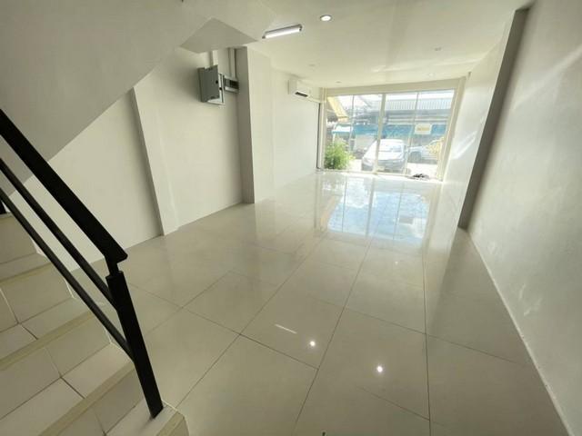 ให้เช่าทาวน์โฮม 3 ชั้น 160 ตรม. หมู่บ้านสัมมากร รามคำแหง112 เหมาะทำโฮมออฟฟิศ ใกล้เดอะพาสิโอ 4