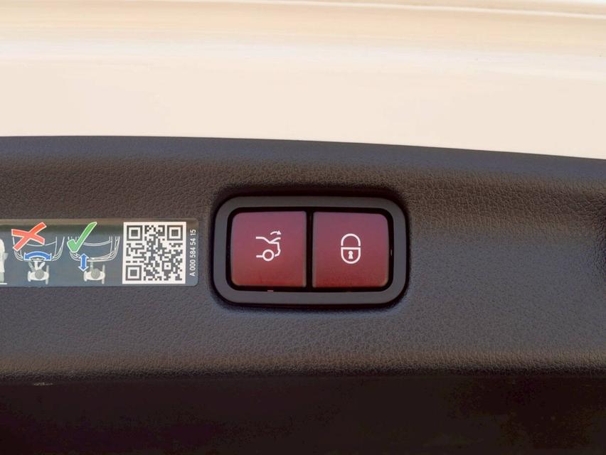ขาย Benz C220d Avantgarde ปี25 18