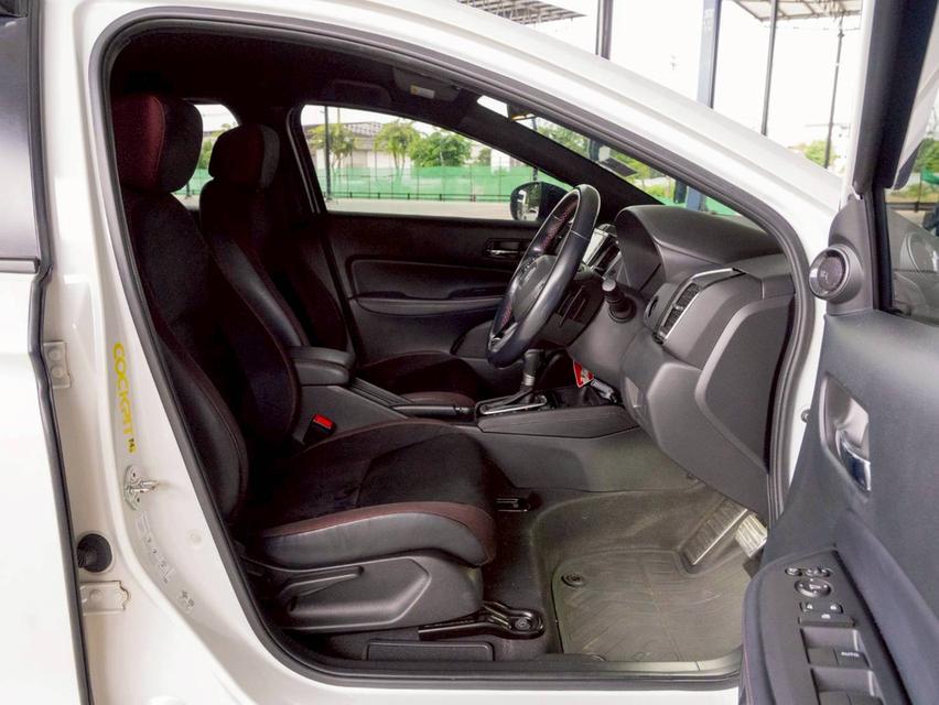 Honda City 1.0RS ปี22 14