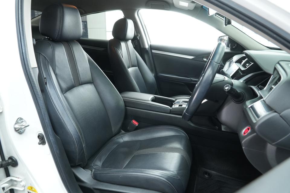 2020 HONDA CIVIC FC 1.8 EL i-VTEC สีขาว เลขไมล์ 99673 กม. 14
