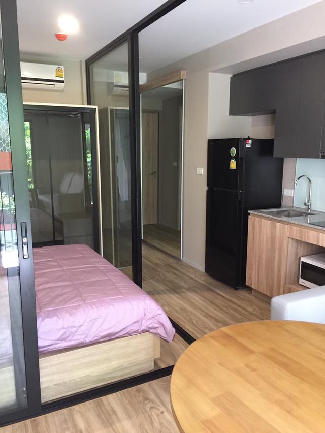 ปล่อยเช่าคอนโด Blossom Sathorn Charoernrat 2