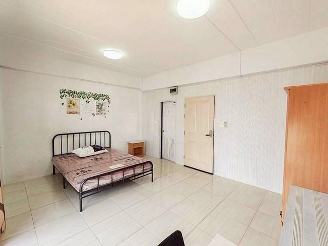 ขายอาคารพาณิชย์ (พร้อมผู้เช่า) ในโครงการดีคอมเพล็กซ์ ศรีราชา-นิคมปิ่นทอง1 ต.หนองขาม อ.ศรีราชา จ.ชลบุรี 8