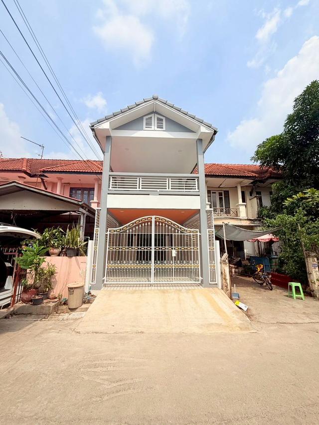 หมู่บ้านบัวทอง4 (คุณาภัทร) 2