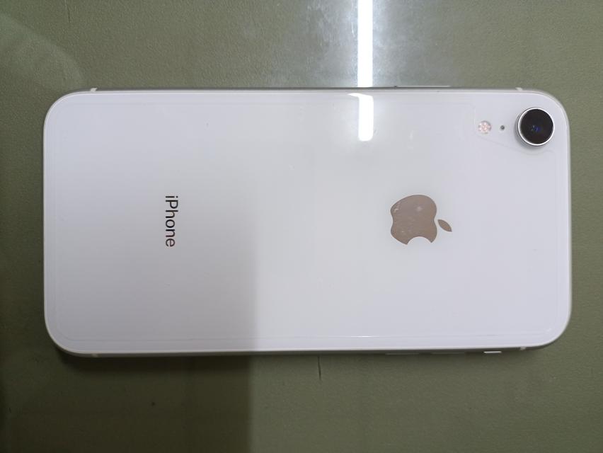 IPhone XR 128 GB สีขาว