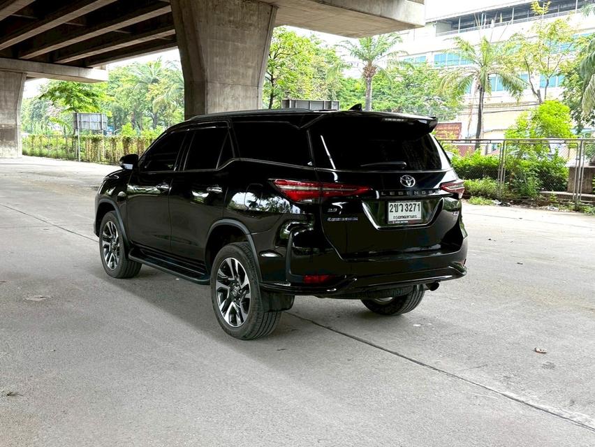ขายรถ Toyota Fortuner 2.8 Legender 2WD ปี 2022 สีดำ เกียร์ออโต้ 6