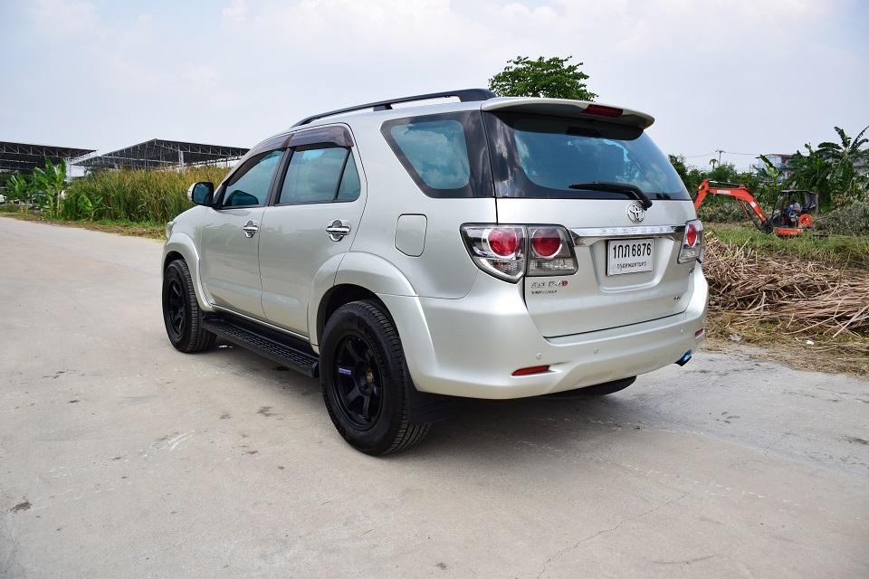 ฟรีดาวน์ แค่ช่วงล่างก็คุ้มแล้ว ปี13 FORTURNER 3.0Vหน้าแชมป์-VN ดีเซลTURBO ออโต้ เบาะหนังไฟฟ้า แอร์จอ รีโมท เมาติฟังชั่นส์ แม็กยางมิชลิน โทร0957401229 รูปที่ 13