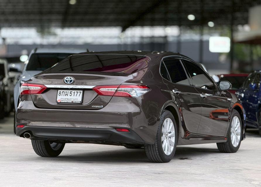 TOYOTA CAMRY 2.5 HV 2019   6