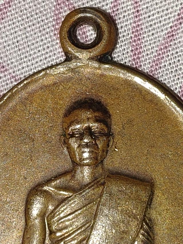 เหรียญหลวงพ่อคูณ รุ่นสร้างบารมี ปี19 เนื้อทองแดง(เหรียญใช้งาน) 6