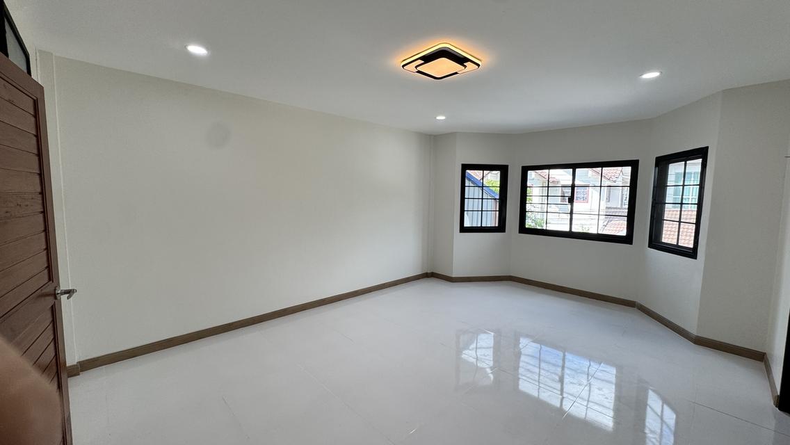 ขายทาวน์เฮ้าส์ 2 ชั้น หมู่บ้านชวนชื่น-บางเขนแจ้งวัฒนะ14 8