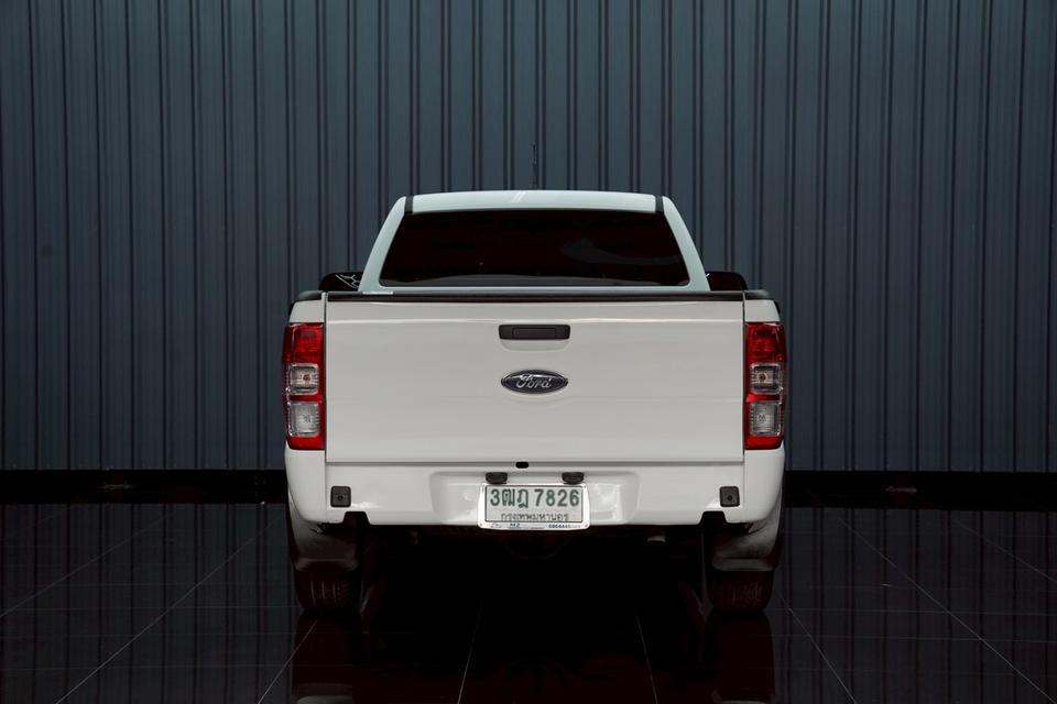 FORD RANGER Standard Cab 2.2 XL MT ปี 2021 สี ขาว