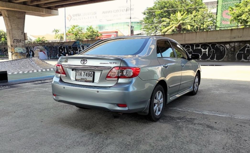 Toyota Corolla Altis 1.6 E CNG A/T ปี 2010  4