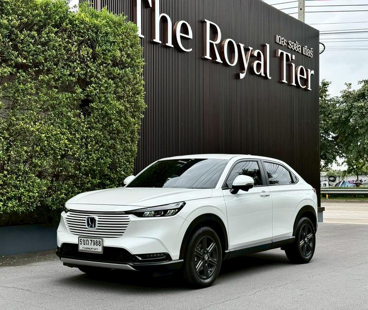 Honda HRV eHEV  EL ปี24 สีขาว Premium ♨️สวยสุดในรุ่น มือเดียว สภาพป้ายแดง ไมล์ 10,xxx โลแท้ เข้าศูนย์ทุกระยะ