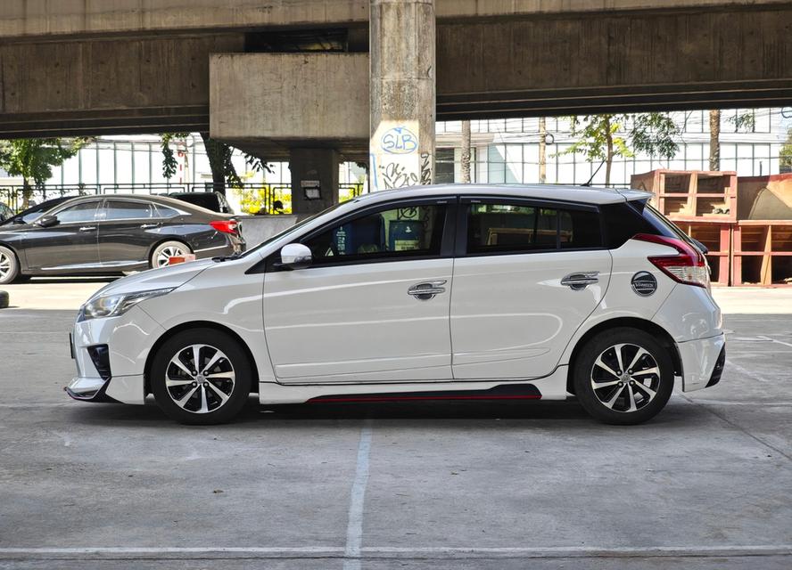 Toyota Yaris 1.2G AT ปี 2016 4