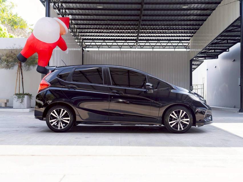 Honda jazz 1.5 RS ปีจด 2020 ♨️ ประกันเครื่องเกียร์3ปี3หมื่นkm♨️ รูปที่ 19