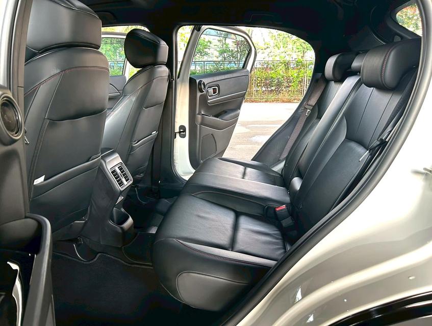 2024 Honda HR-V 1.5 e:HEV RS รถสวยจัดมือเดียว ไมล์น้อย รูปที่ 9